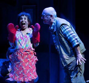 DanielaPiperno's tweet photo. “Matilde, interpretata dalla bravissima #DanielaPiperno, dice al marito: “Non ti riconosco più”. Quante coppie si sono trovate di  fronte a questo bivio?"

Ci vediamo al @teatrofparenti  con 
MUTUO SOCCORSO fino al 24 ottobre
leggi l'articolo al link https://t.co/vbYCBDLDZ1 https://t.co/NMYYIWQCVm