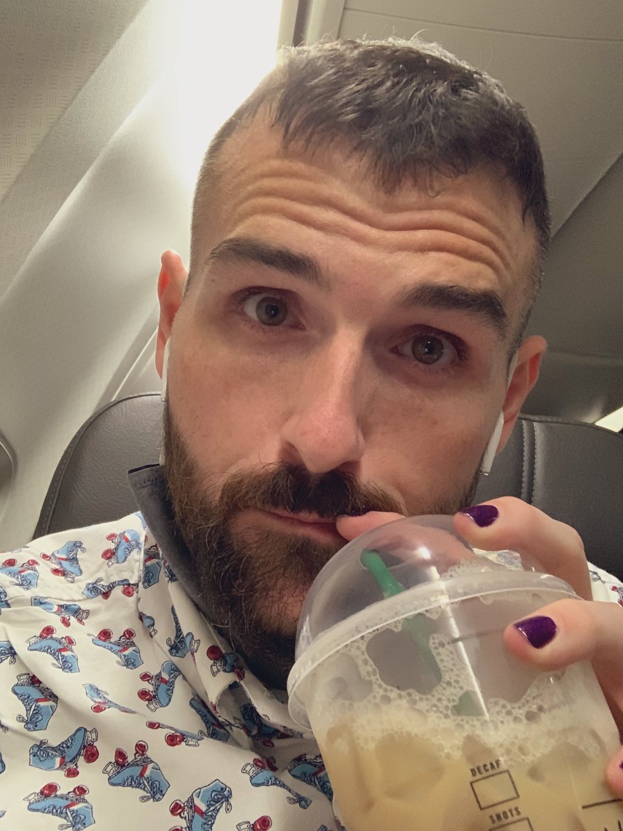 TheGummiJay's tweet photo. En Route to #LasVegas to celebrate @RavyniaGaming’s birthday w/ the rest of the #BooCrew et al!
I have been up all night; with this massive #Starbucks my under-eye circles won’t know what hit them.
#OffStream #LifeOffLine https://t.co/ggomi6DJ2S