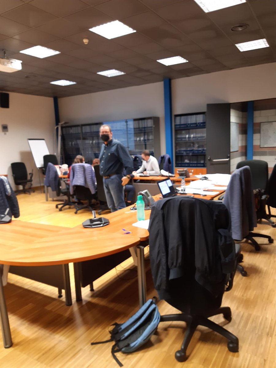 ProCivPiemonte's tweet photo. Oggi, in Sala Unità di Crisi della #Protezionecivile della @regionepiemonte, amministratori e funzionari pubblici si esercitano sul #rischioidraulico con il gioco di ruolo Vai in PaniCOC". https://t.co/lxyY2d2Hbz