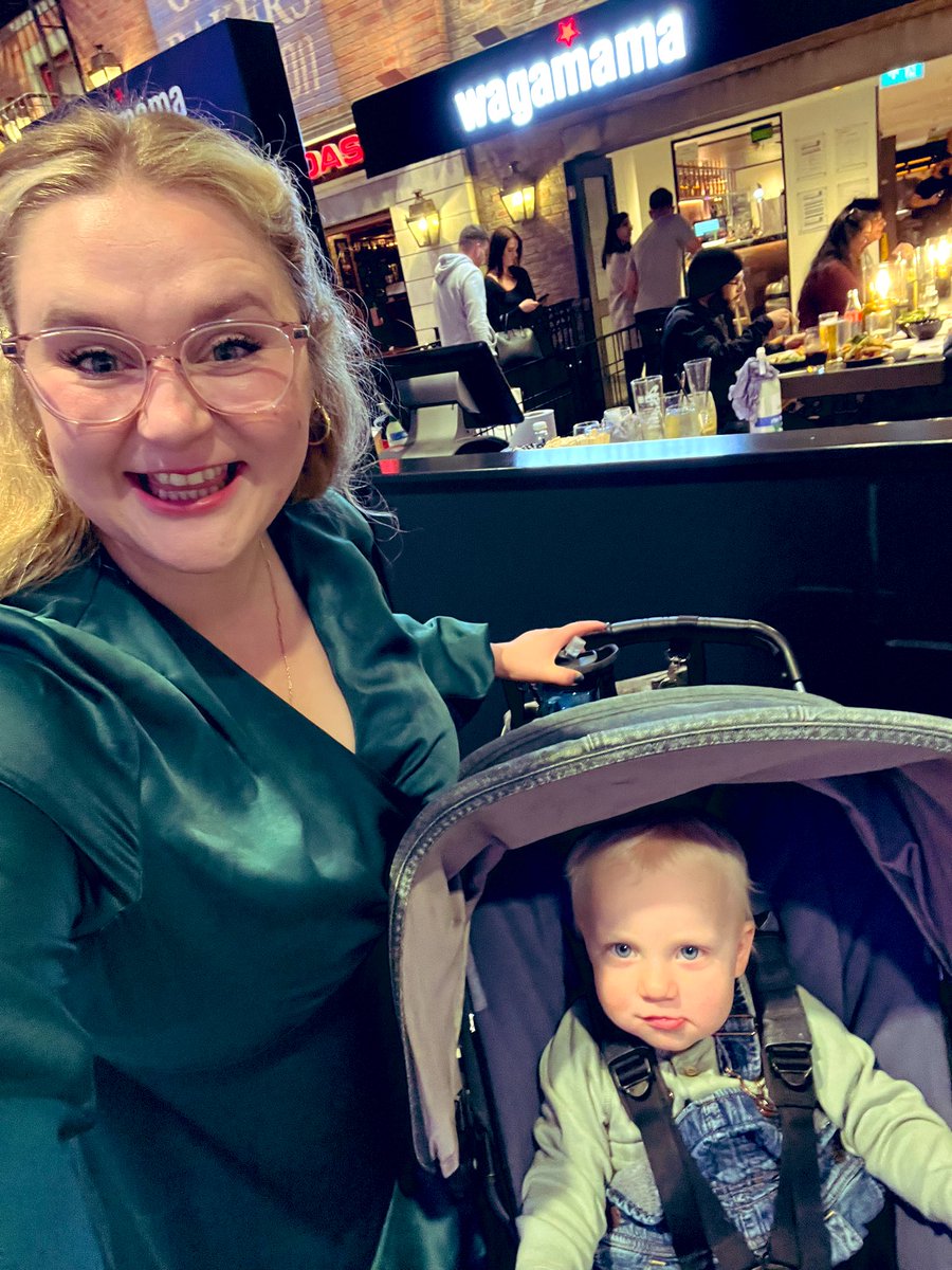 CERMason's tweet photo. Had my first audition in 2.5 years today and had to bring this little munchkin due to a lack of childcare. He was amazing so we treated ourselves to a scrummy dinner afterwards 🎵🎶 #BackToTheDayJob #WorkingMother #MusicalMums  #SingingMums https://t.co/a27AGVxg3j