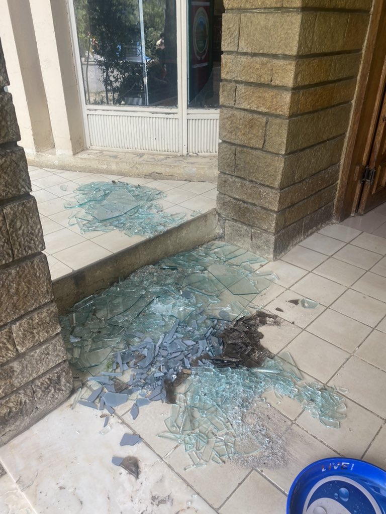 ProfKindeya's tweet photo. In today’s Mekelle bombing by @AbiyAhmedAli , windows of Hill Top Hotel have been shattered all over. This is a 3rd air strike in three days &amp; shows how the genocidal regime is so desperate to compensate losses at the front. The people of #Tigray will never kneel down. No matter https://t.co/Vgr6xDo4mC