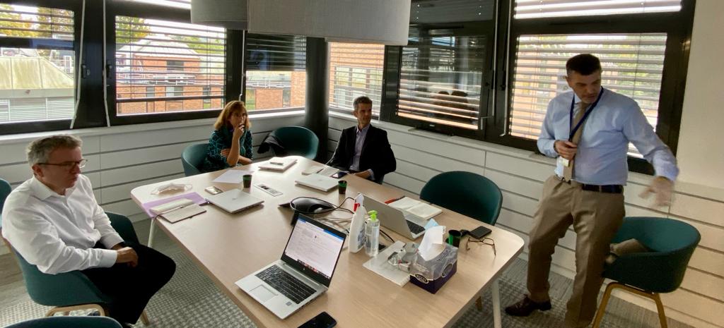 At #CIRSEE with @SUEZ innovation teams. To accelerate research on solutions as step change for the #environment ; #micropollutants, or sludge treatment or network monitoring. 
Examples with #InDENSE  // shorturl.at/fjwBW and #Sewerball // shorturl.at/htBR7