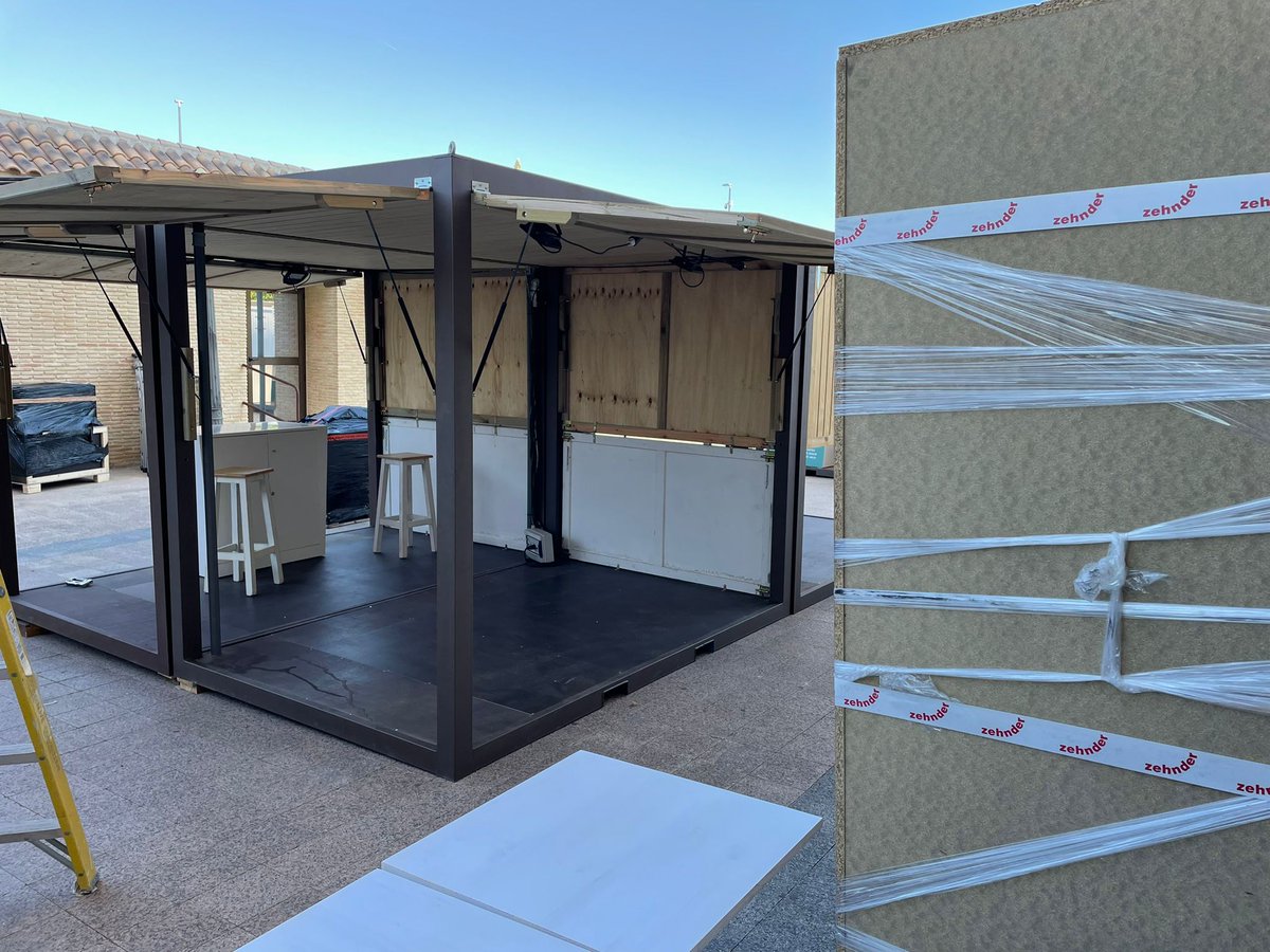 ZehnderIberica's tweet photo. 📣Haciendo los preparativos para el #montaje de nuestro stand de la #13CEPH que este año se celebra en #Murcia.
🚨¡Visita el stand 5 y descubre nuestras novedades!
#13CEPH #ECCN #zneb #13Conferencia@PlataformaPEP
#TecnologíaparalaSalud #FreshAirFreshMind #Zehnder https://t.co/K6NgAZVXBW
