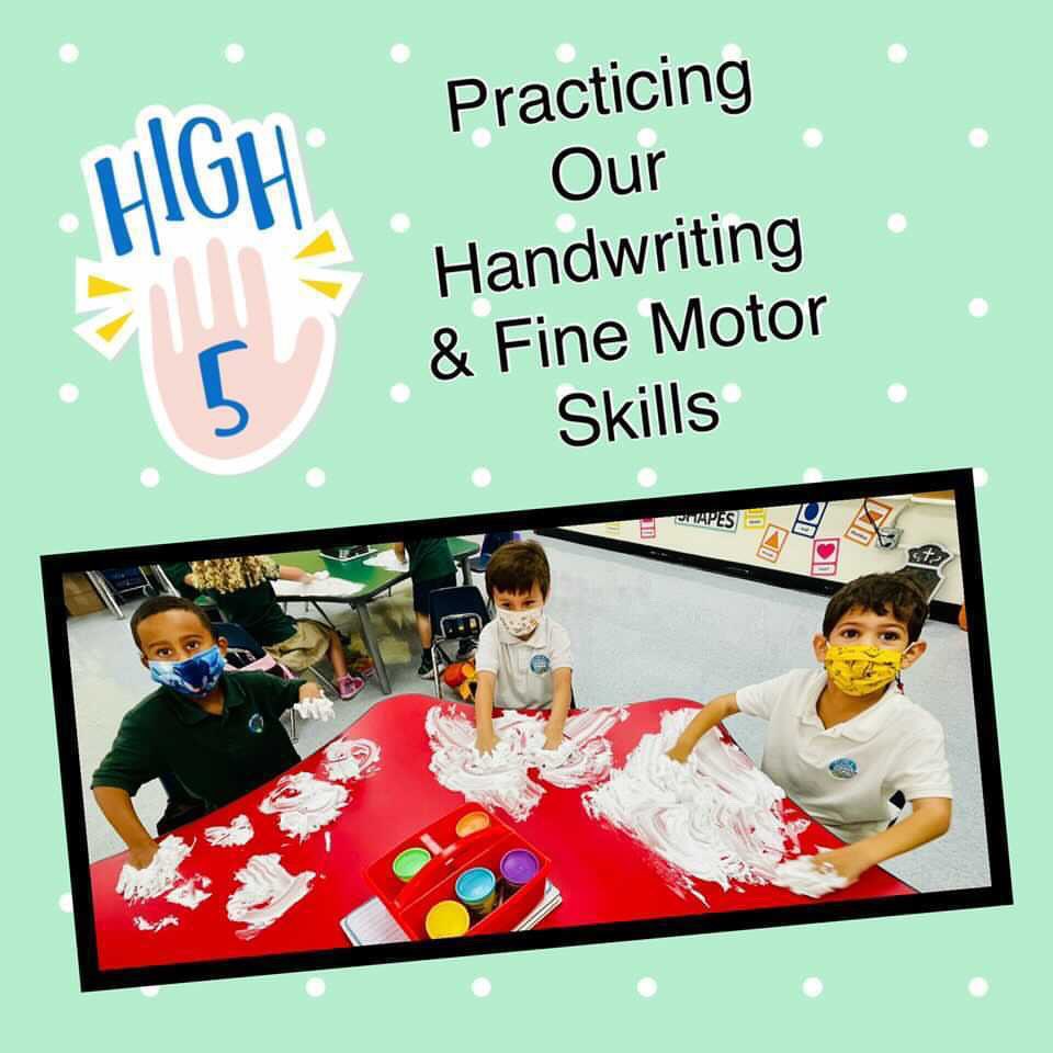 VinelandK8PTA's tweet photo. Mrs. Pelaezโs kindergarten class @VinelandK8 were practicing their handwriting skills with shaving cream. #MessyButFun https://t.co/u2wr8rqE6C