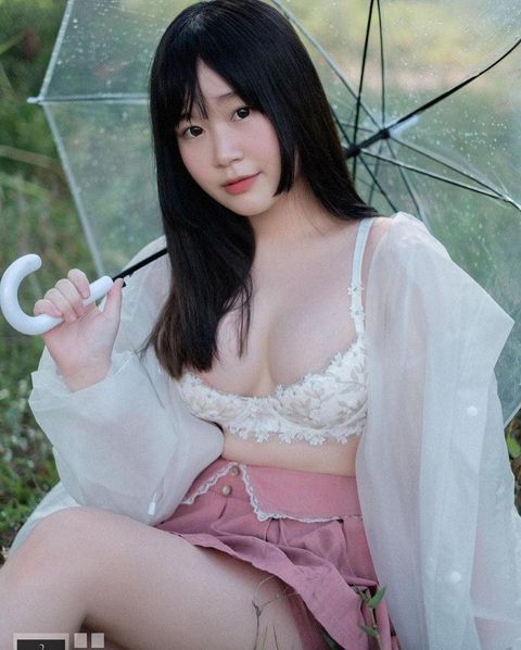 noteav5's tweet photo. ไม่ได้เป็นคนโสด แต่เป็นคนแซ่บบ 😜💋
IG:@saizneko
#สาวสวย  #เซ็กซี่ https://t.co/NH2z8nEzXP