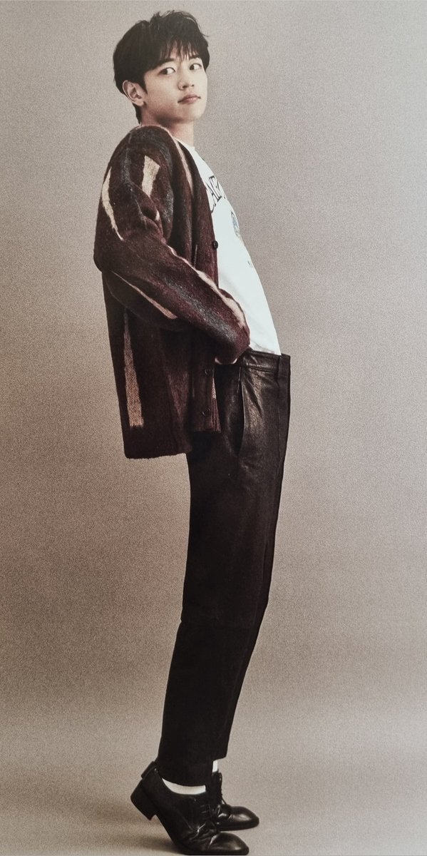 rendezvous_mh's tweet photo. 바자 11월호 #민호 #MINHO https://t.co/3oC82zzryP