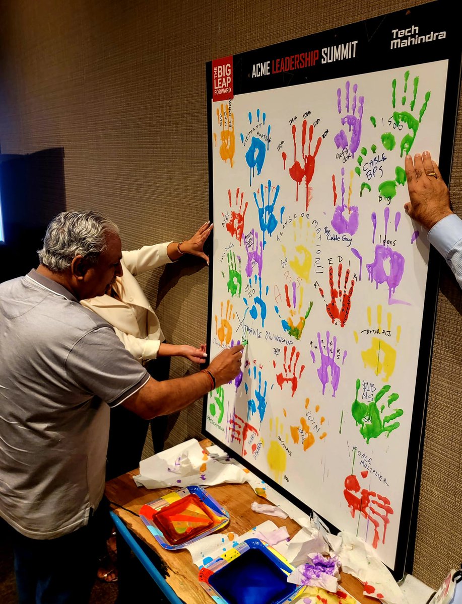 C_P_Gurnani's tweet photo. All hands Meet with a difference @tech_mahindra US 😀 https://t.co/nAR9015QFj