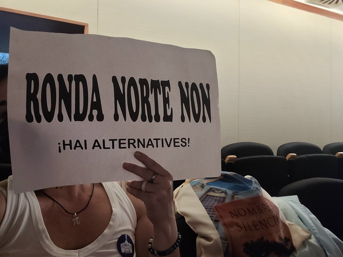 QiMomo21's tweet image. #HA ALTERNATIVAS
#RONDANORTEOVIEDONO
#IESLA FLORIDAOVIEDOSI
#RECINTOFERIALOVIEDONO