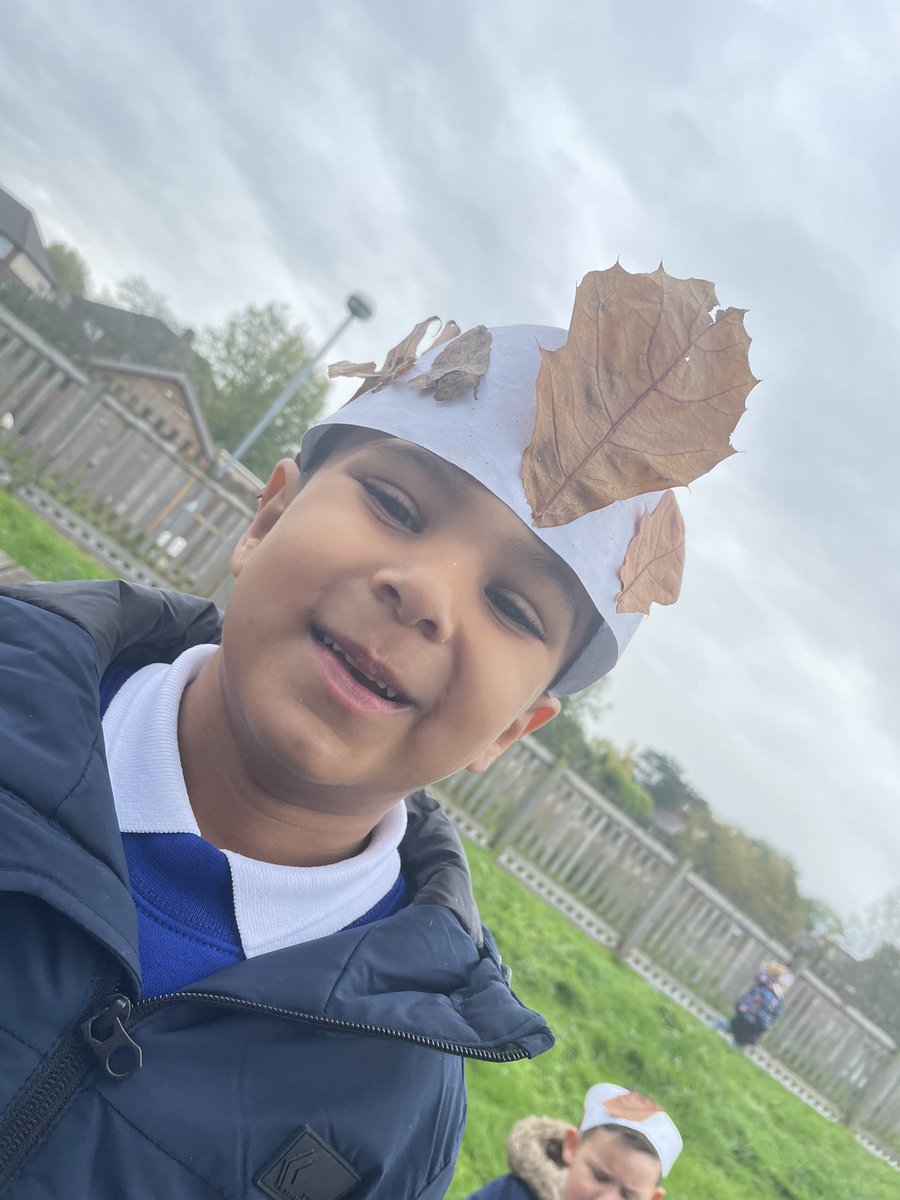 OABroadoak's tweet photo. Our Reception class have done an amazing job with their Autumn crowns this morn . A huge will done! #forestschool #eyfs #autumncrowns #leafcrafts https://t.co/2Tv6TqHHOm