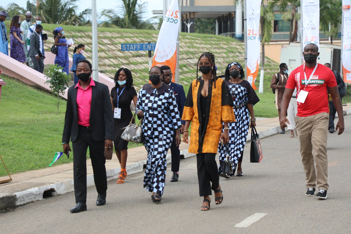#YouthCanDoIt
La #Guinée est présente au sommet #YouthconnektAfrica démarré aujourd'hui à Accra. La délégation guinéenne est composée du <a href="/MJEJGUINEE/">MJEJ</a>, de l'@APIP_Guineen du <a href="/PNUDGuinee/">PNUD Guinée</a> et des #jeunes femmes #entrepreneures / #mentors de #YouthconnektforWomen