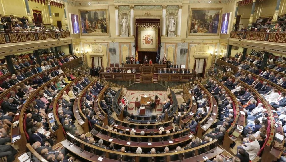 CuatrecasasJuan's tweet photo. Los ataques a la mesa del @Congreso_Es y a @meritxell_batet presidenta, por parte de la derecha y la ultraderecha del arco parlamentario son inaceptables. Hoy dos diputadas, una del PP y otra de VOX, han vuelto a cruzar el límite en sus intentos de desacreditar a la institución. https://t.co/OZzfneteAs