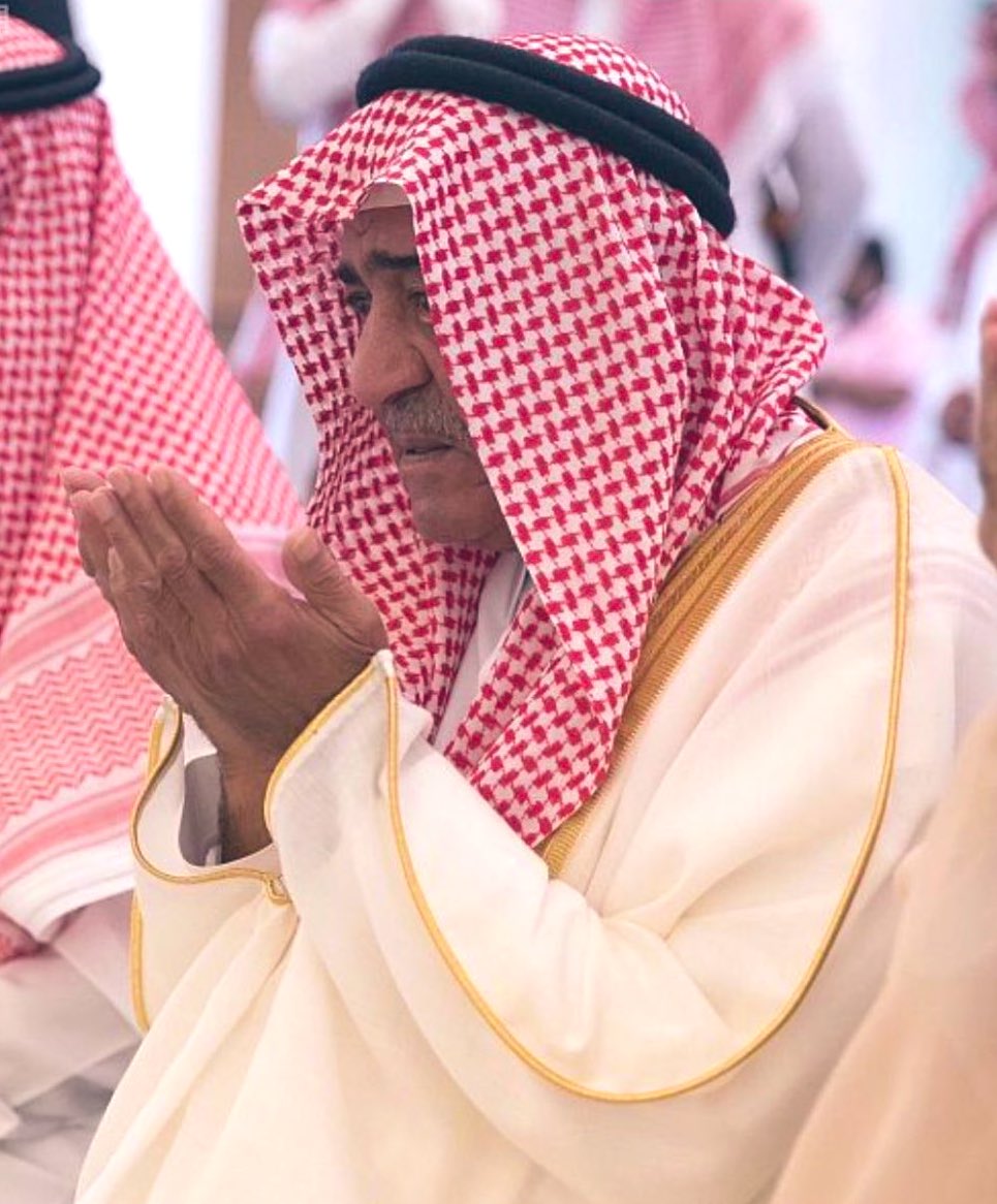 SoltanAltmimi's tweet photo. #مقرن_بن_عبدالعزيز

اللهم اشفِه شفاءً عاجلاً والبسه لباس العافيه 🙏🏻. https://t.co/YaAO2wB1eC