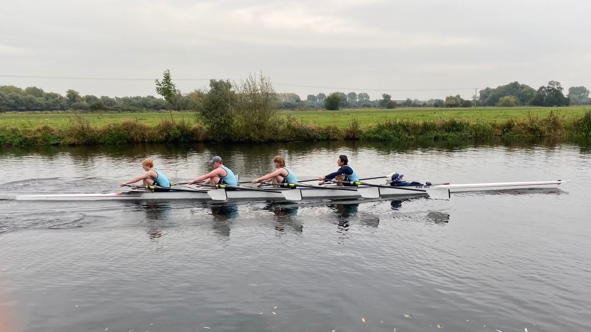 Kings_Ely's tweet photo. A group of our Senior Rowers competed in @HuntingdonBC's Head of the River Race on Sunday - @Kings_Ely_BC's first head race since February last year! π
Full report on our Facebook page: https://t.co/y9oLDJPJ98
#Rowing #KingsElyRowing #RowingSchools #Sport https://t.co/AAPKCoXOgn