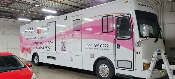 swami83's tweet image. SimonMed MOM Wraps 5th Wheel Trailers and RVs to Promote Breast Cancer Screenings! #5thwheelgraphics #rvgraphics #trailergraphics #updatevehiclegraphics #BreastCancerAwareness #ScottsdaleAZ bit.ly/3pk1pVr