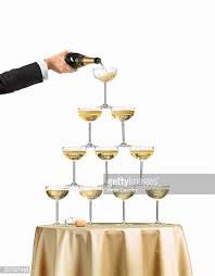 InvestorManny's tweet photo. @desertislandtom The party has only just begun🍾.  Into 6 digit territory by year’s end?…I hope so. https://t.co/NzjfvJFCPp