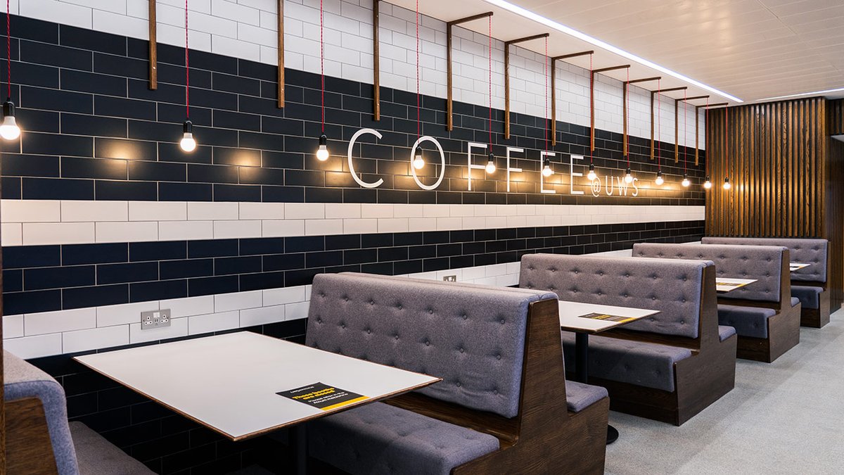 ProjectsEMC's tweet image. You may not realise, but lighting plays a huge part in building an aesthetic that is professional and welcoming to a visitor. At EMC Projects, we work closely with architects and design teams to provide tailored LED lighting solutions for our clients. 

#emcprojects #lighting