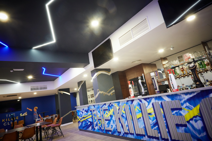 ProjectsEMC's tweet image. You may not realise, but lighting plays a huge part in building an aesthetic that is professional and welcoming to a visitor. At EMC Projects, we work closely with architects and design teams to provide tailored LED lighting solutions for our clients. 

#emcprojects #lighting