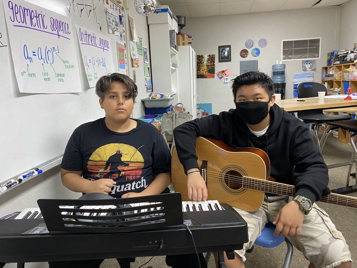 Angela DeaMude tweet media