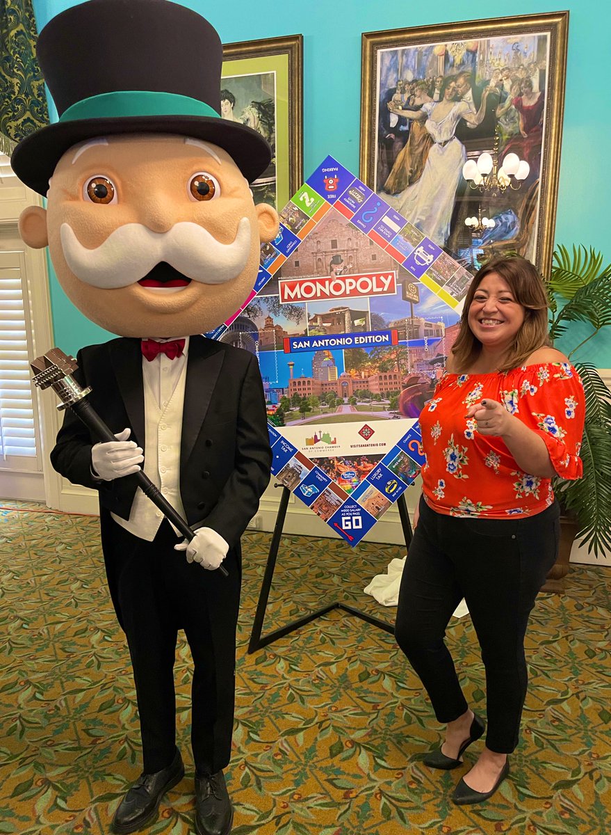 PuroPincheSA's tweet photo. Guess what y’all? San Antonio now has its own @Hasbro Monopoly game!   And I got to meet Mr. Monopoly himself 🎩 
Coming to @HEB @FelizModern + @TwigBooks just in time for the holidays!
(Gracias to XLevelInc Xitlalt Herrera for the invite) https://t.co/A8QfwhDogA