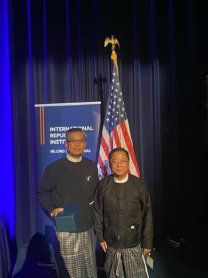 Dede37732950's tweet photo. We all congratulate Myanmar Ambassador to the United Nations UKyawMoeTun on receiving the International Republican Institute's John McCain Freedom Award 2021. #Oct20Coup #CandleStrike #WhatsHappeningInMyanmar https://t.co/cYsQG21Tvm