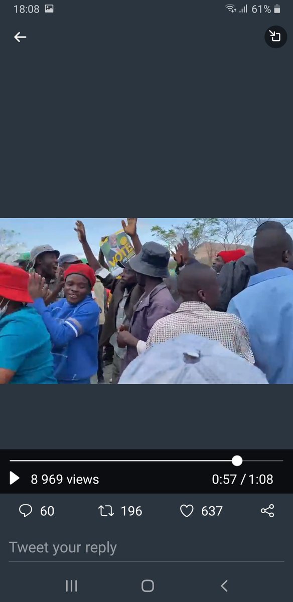 MarungaSymley's tweet photo. @ChiheraGogo @Akatendeka17 @daddyhope @mdczimbabwe @nelsonchamisa Ko uyo ashaya chii uyo 😂😂😂 https://t.co/C4hLR1DVFX