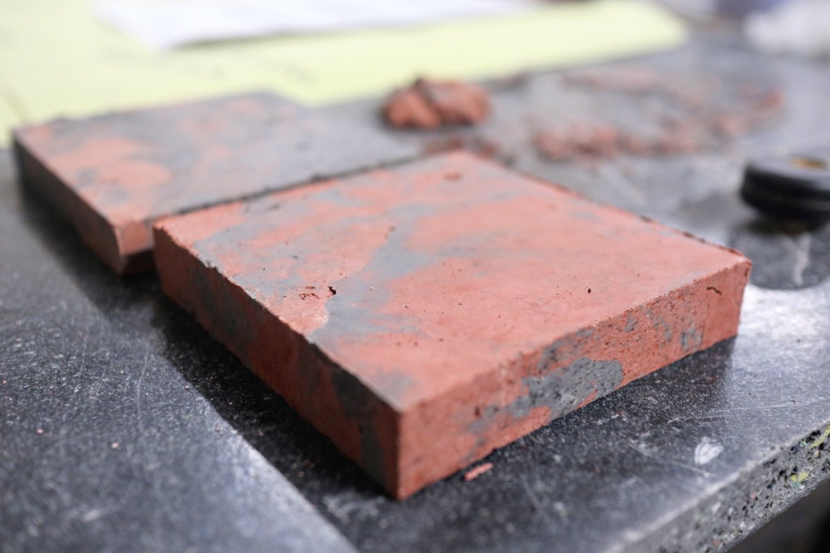 For #ldf2021 in September @ClearVillageorg exhibited the results of the <a href="/CIRCuITH2020/">CIRCuIT</a>  #UrbanMined hackathon with Good Waste and @OtherToday alongside other designers from @Hackneydepot clear-village.org/urban-mined-at…