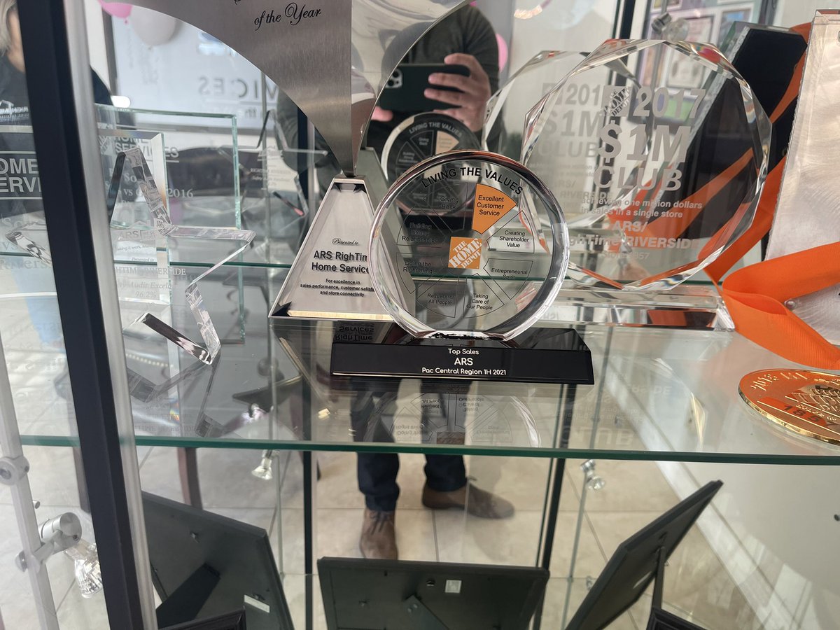 Ray Peña tweet media