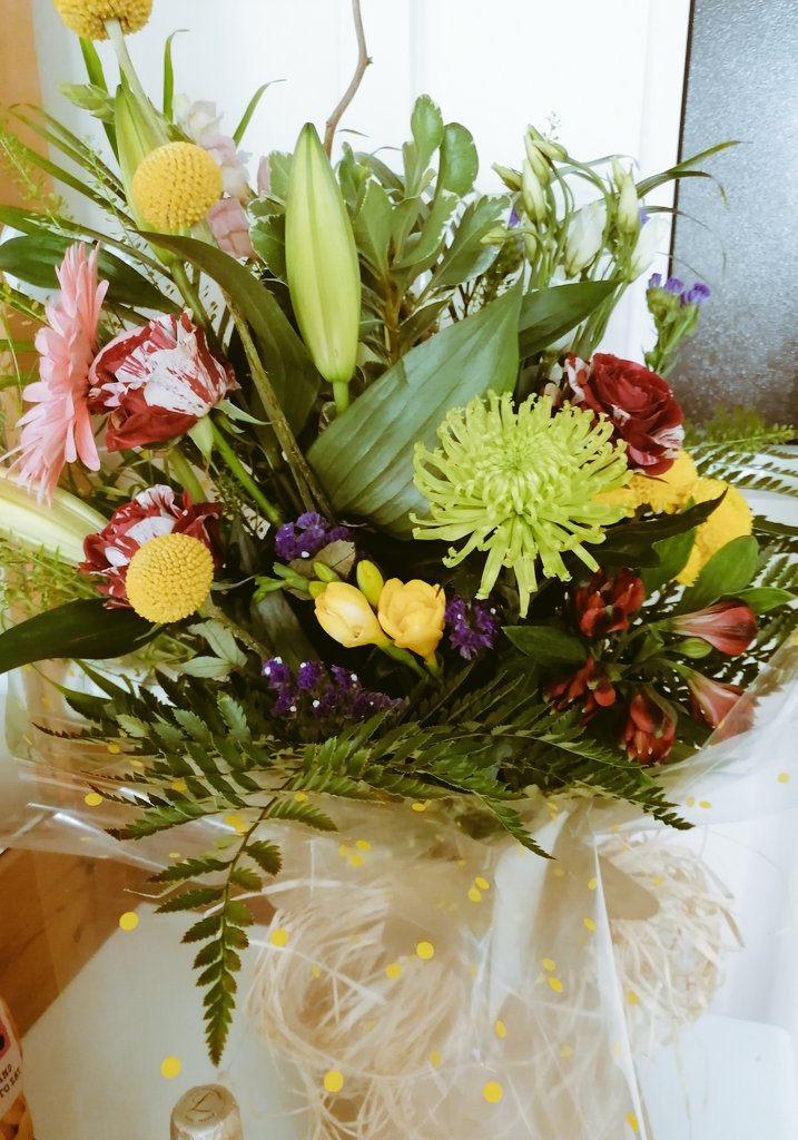 Thank you Malcolm and the rest of the team at <a href="/MilburnBrowning/">MMB Creative</a> . A lovely send off into press night last night ✨ #pressnight