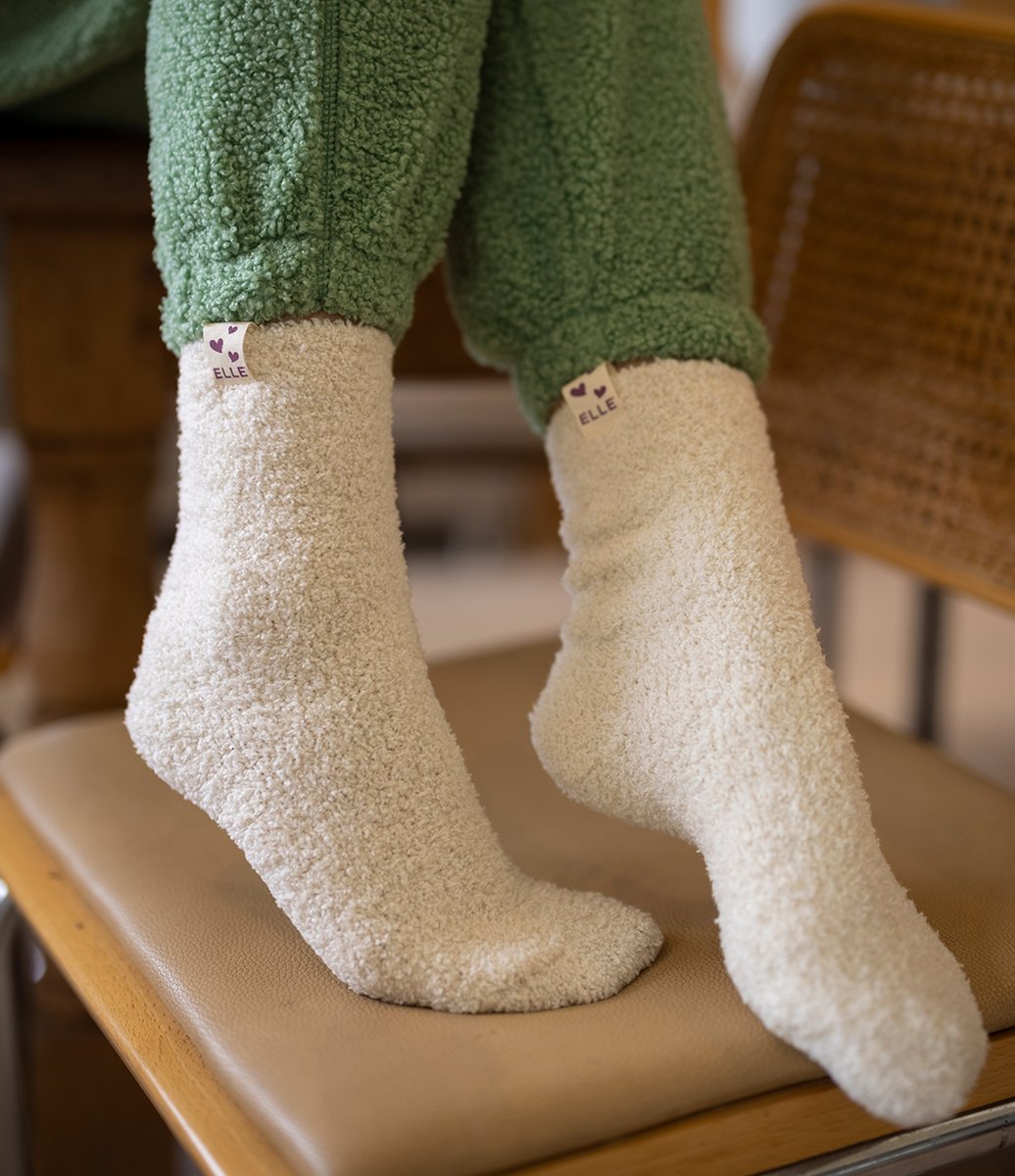 sockshopuk's tweet photo. Fluffy sock season is here π
#socks #slippersocks #bedsocks #fluffysocks #fuzzycomfysocks #ELLE #ELLEsocks #sockshop #feelgoodfromthefeetup https://t.co/NR2JuT6lFS