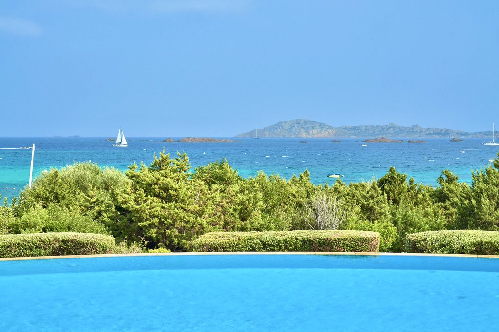 Hotel Romazzino is located amidst beautiful emerald waters and lash fragrant gardens, in the dreamy Costa Smeralda.  An untouched natural paradise where you can experience the time of your life!