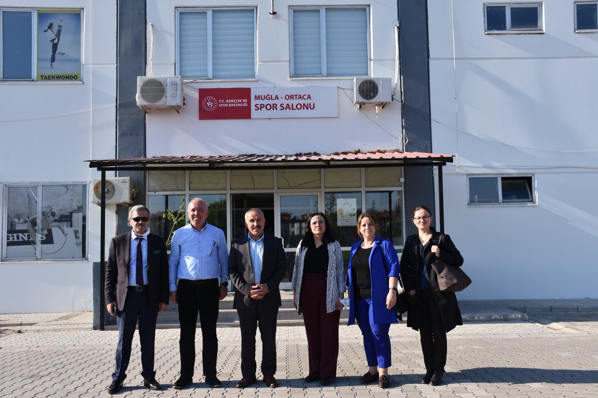 GSB_Mugla's tweet photo. Kredi Yurtlar Genel Müdür Yardımcısı @mozgul1 ve Kredi Yurtlar Genel Müdürlüğü Şube Müdürü @dilaveraltinky Ortaca Gençlik ve Spor İlçe Müdürlüğünü ziyaret ederek İlçe Müdürümüz Murat Sözgen tarafindan Gençlik ve Spor Hizmetleri hakkında bilgi aldılar.
@kasapoglu @gencliksporbak https://t.co/EoQUAwKmAr