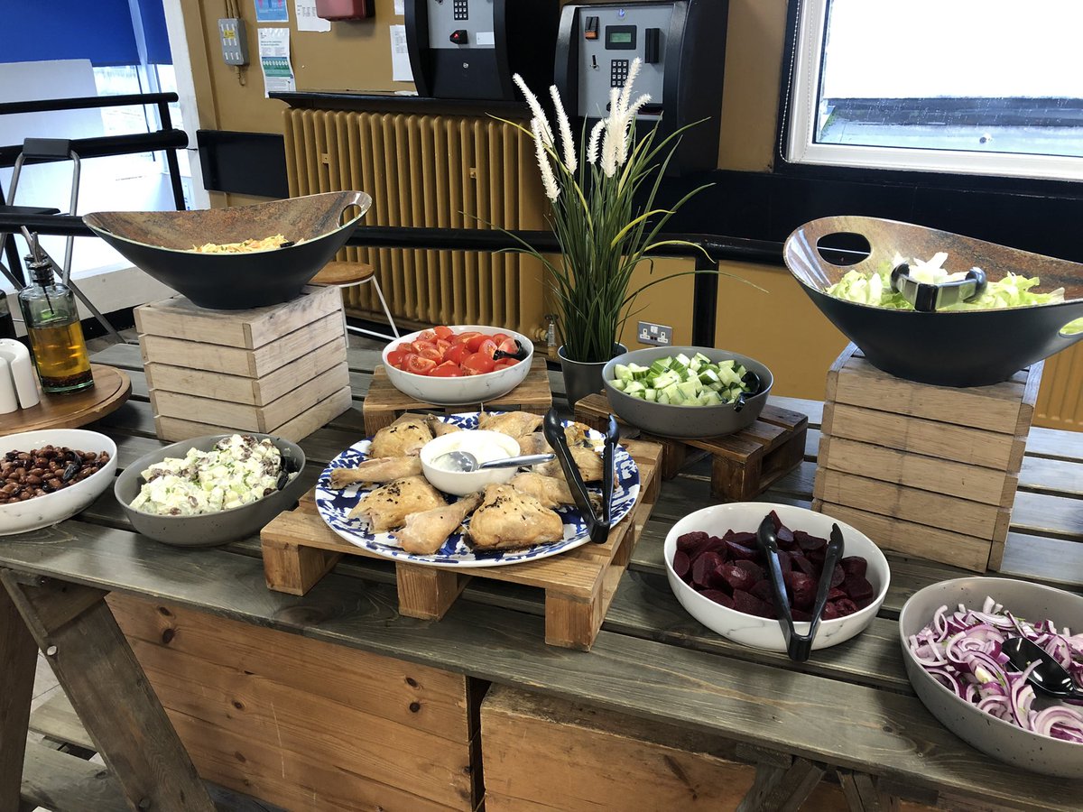 LRGSFood's tweet photo. Today’s roast lunch https://t.co/R25ADQ719w