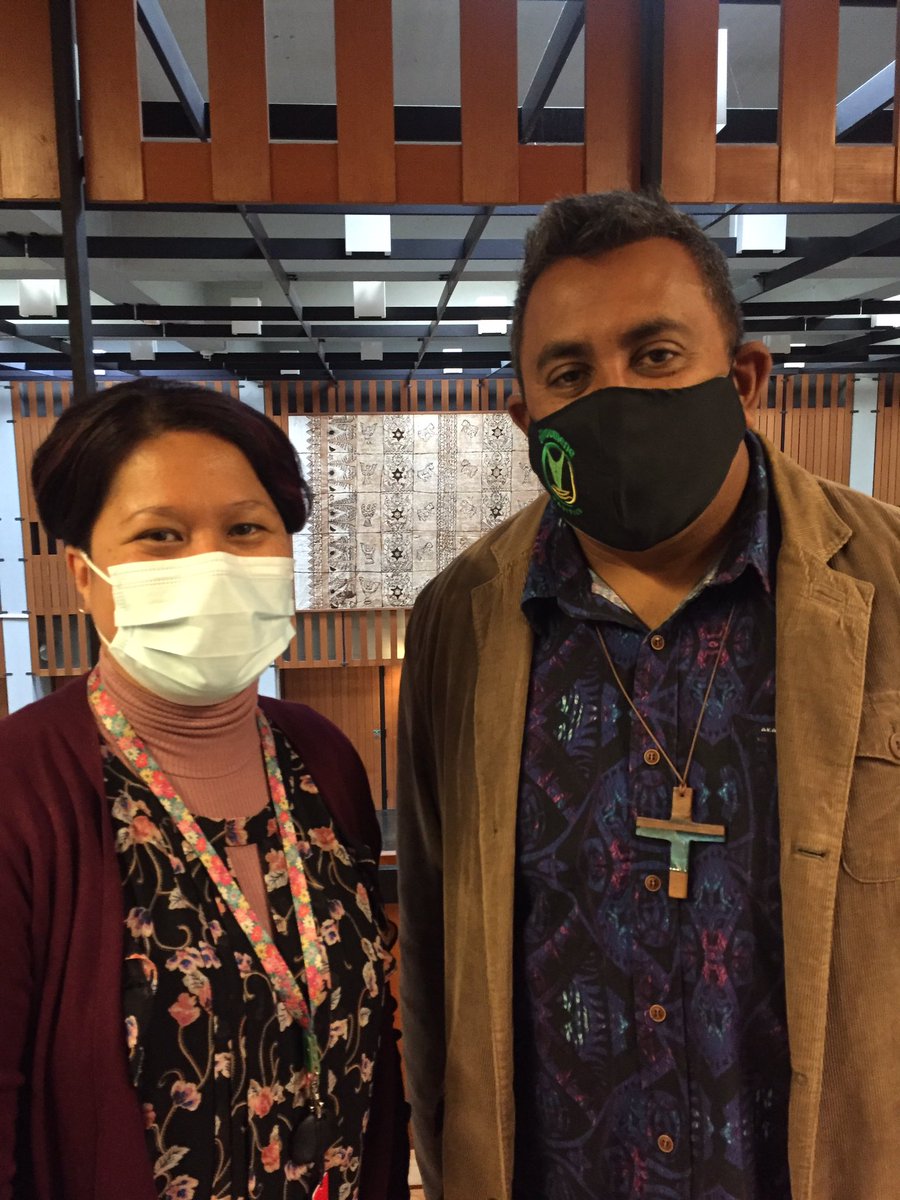 SefCarroll's tweet photo. So great to be hosting @PadreJB  @lotupasifika this week in Geneva! Sooo good to have you here, James🥳Thanks for my Fiji goodies❤️ https://t.co/bw5RP53Twp