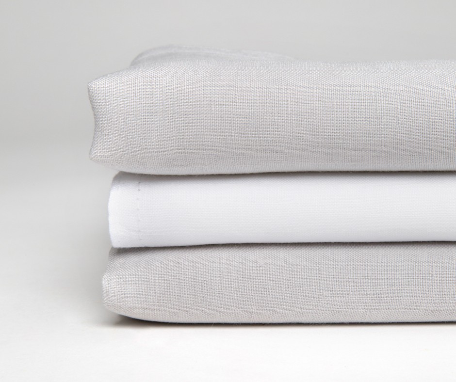 Freshly cleaned and pressed bed sheets all ready for you - but sadly, you will still have to make your bed yourself... 😬

#blancliving #localbusiness #consciousbusiness #walkthetalk #wecare #sustainablebusiness