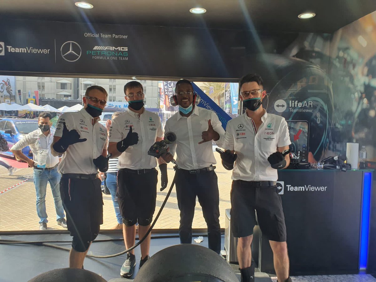 HilkiaJacobs's tweet photo. #TeamViewerPitStop @TeamViewer #GITEX2021 #amgpetronas #formulaoneteam https://t.co/aRxDLc0KEB