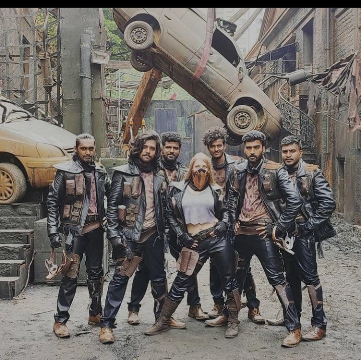 ott_release's tweet photo. #PuneethRajkumar from #James song shoot.
Annabond vibes 🔥🔥🔥

#KingAPPU #BoloBoloJames
#James #BoloBoloJames #KingAppu #Dvitva
@PuneethRajkumar #Appu #Appu34 #Appu33 #Annabond #PuneethFC https://t.co/01tcCwMLrL