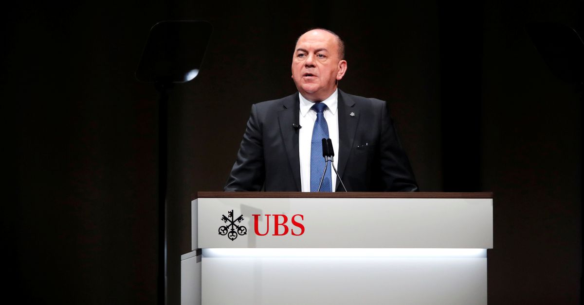 ReutersBiz's tweet photo. UBS chairman made it clear bank would deny Orcel a payout if he jumped ship https://t.co/8zfB9tLYUE https://t.co/T5WKJt57A4