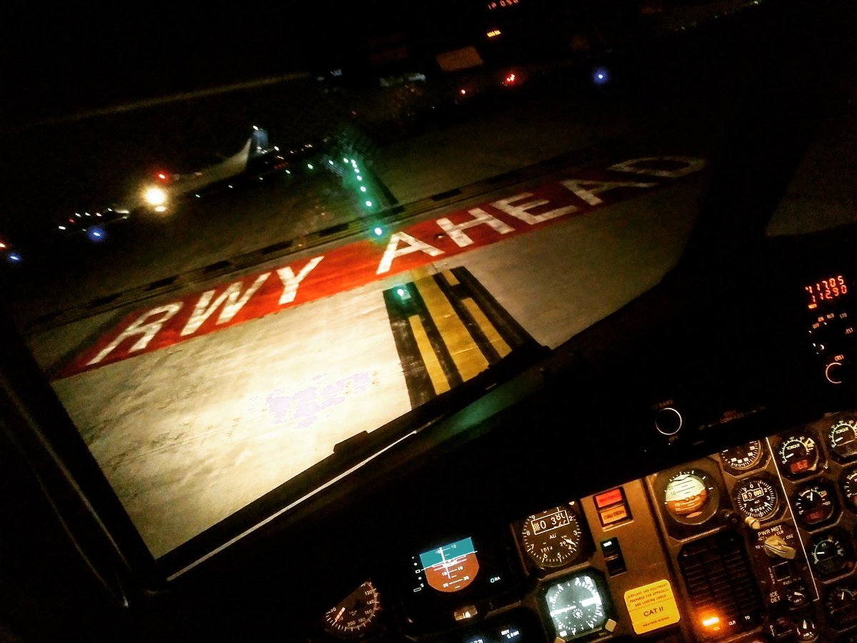 amazinante's tweet photo. El señor Lobo de Pulp Fiction era piloto de ATR: soluciono problemas 😬😜😎 #mrwolf #isolveproblems #correoaéreo #cargopilot #aviation #aviator #pilotlife #cockpitview #pulpfiction https://t.co/2rHoAp7B04