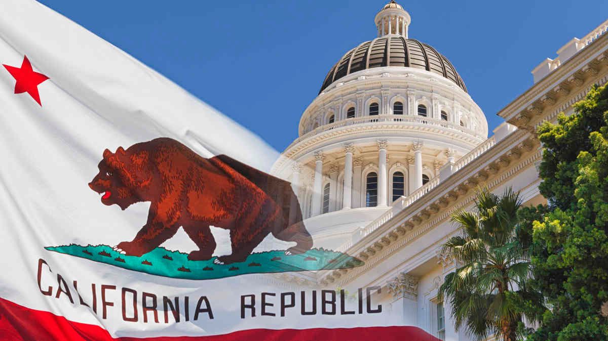 Do you run a business?

'A Comprehensive Review of California’s New Workplace Laws.'

shrm.org/resourcesandto…

Some of them are quite surprising! Let us know if you have any questions.

#payrollsupport #HR #workplacelaws #Californiabusinessowners