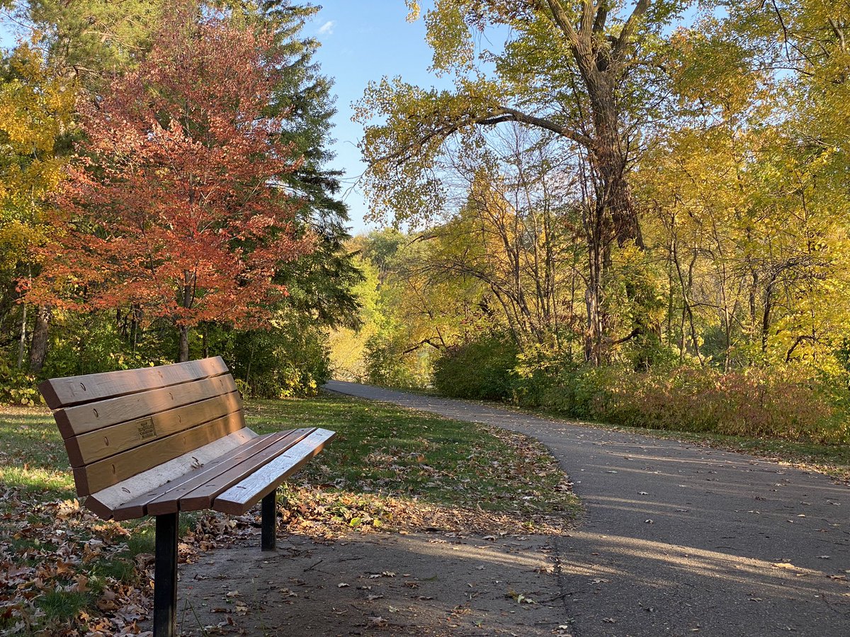 AmadaMarquezS's tweet image. We live across the street from beautiful Kordiak Park. Who wants to sit with me on this bench and just breathe in fall?#mnfall #justbreathe