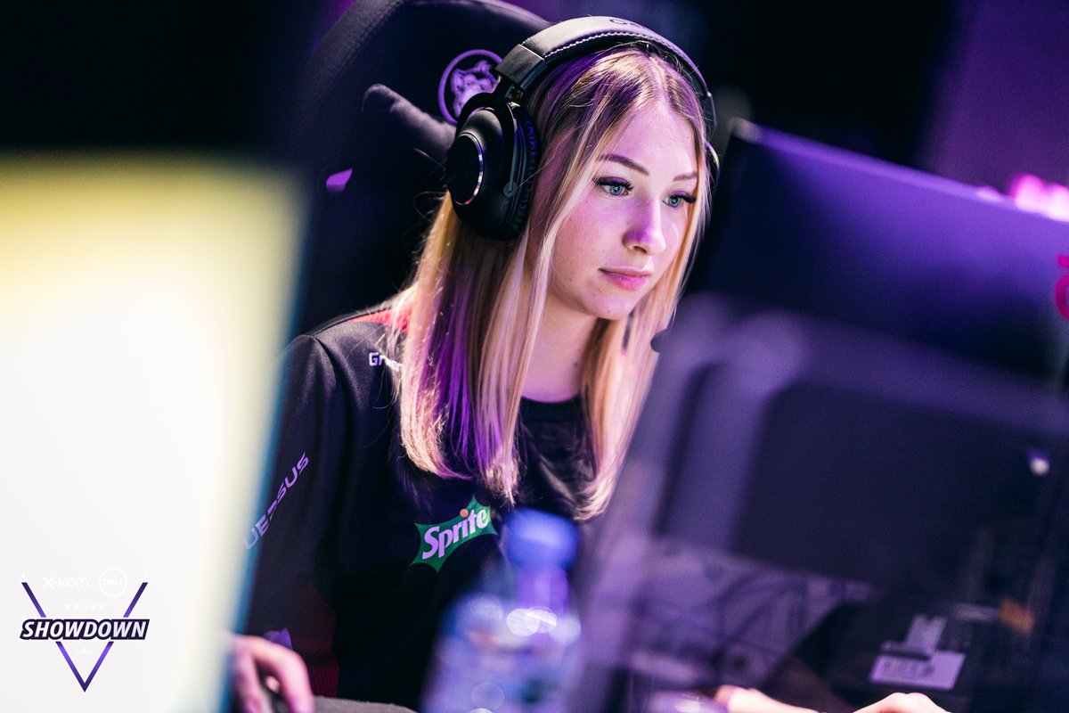 <a href="/IsekaiEsports/">Isekai</a> has already found 5th player and will make their debut with refreshed squad this week.

🔼 🇵🇱 <a href="/angelkaacs/">Angelka</a> 
🔽 🇸🇪 <a href="/Melzb_/">Melzz🔅</a>