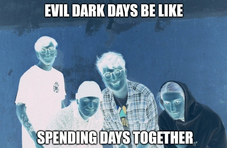 DarkDaysUK_'s tweet photo. 😳 https://t.co/NHlK3MoBHw