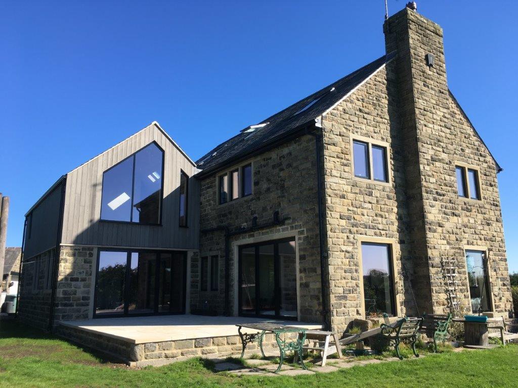 langley_ltd's tweet image. Another successful project completed. This time its a wonderful modern extension to a traditional dwelling 🏠

It looks absolutely amazing! Well done to everyone involved. 👏

#modernextension
#structuralengineering
#farmhouse
#architecture