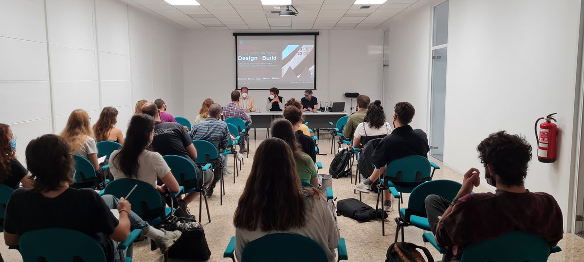 CMaderamen's tweet photo. Iniciamos la 2ª parte del Taller en Valencia @UPV @etsaUPV
Inaugura @ARubioGarrido (@GVAvicepres2n ) , @ivancabrerai y @ca_sostenible de la @UA_Universidad
🦺🛠️👷♀️Manos a la obra‼️
Construyendo artefactos de madera 🪵🏡
Gracias @okambuva y #rothoblass por vuestra colaboración. https://t.co/44OMLYrTb2