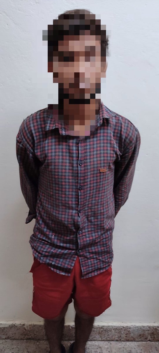 dcp_southwest's tweet photo. Team of PS Sagarpur nabbed a snatcher &amp; recovered the snatched mobile phone w/i 24 hours. The accused snatched the mobile of a lady in wee hours and identified through technical means. #KeepingDelhiSafe
@LtGovDelhi @CPDelhi @DelhiPolice 
#DCPSouthWestDelhi
#dilkipolice❤️ https://t.co/SxhZ2IhHkJ