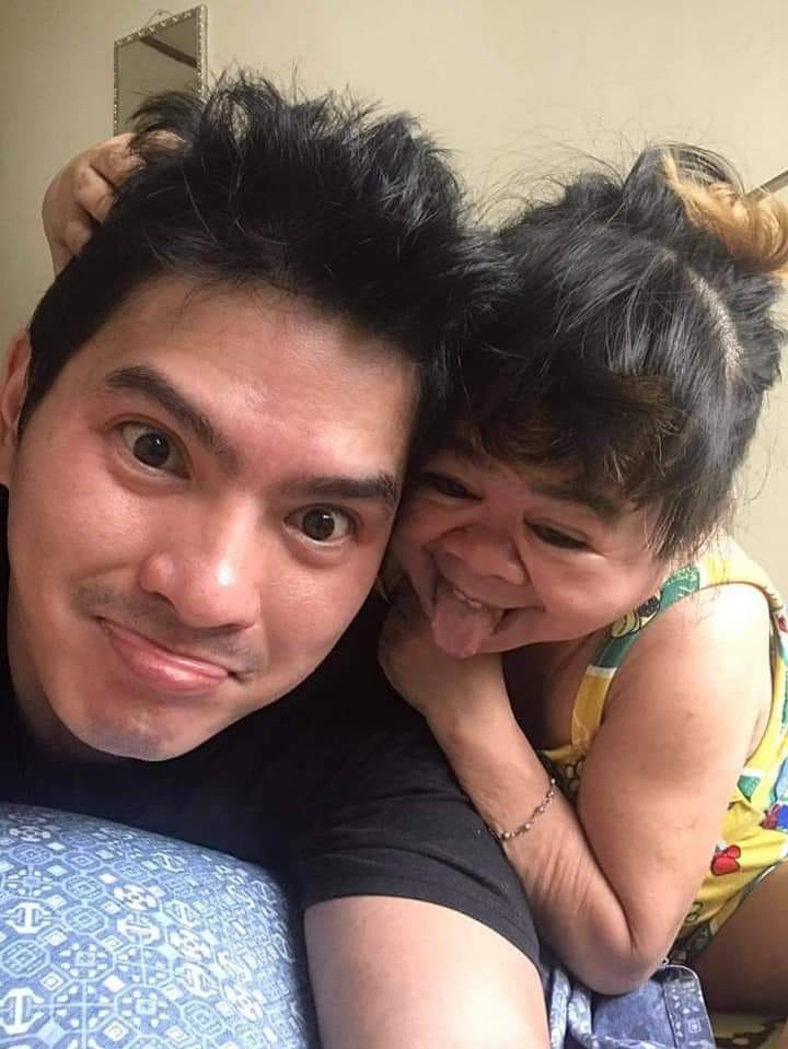 MaryRoseMore2's tweet photo. @Mygzters_trends Nothing change what ever happen we love you https://t.co/Lsguq0HRmm