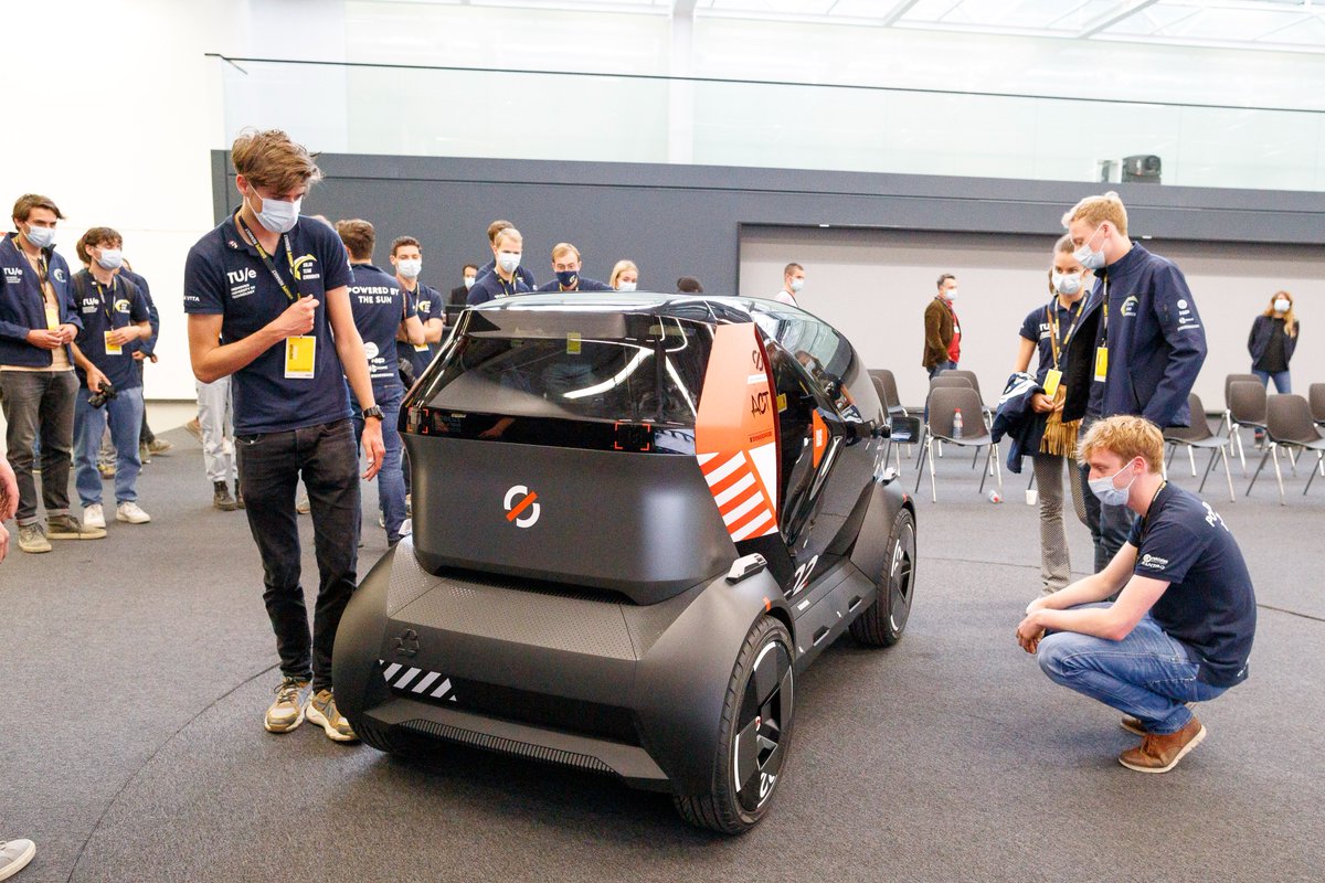 renaultgroup's tweet photo. Mobilize design #sustainable mobility services not only for users, but also operators and cities as a whole. The brand showed its solutions to prepare the future: Duo &amp; Bento, 2 concept cars that support the energy transition of cities 🏙️. https://t.co/dfe3ELZpIP