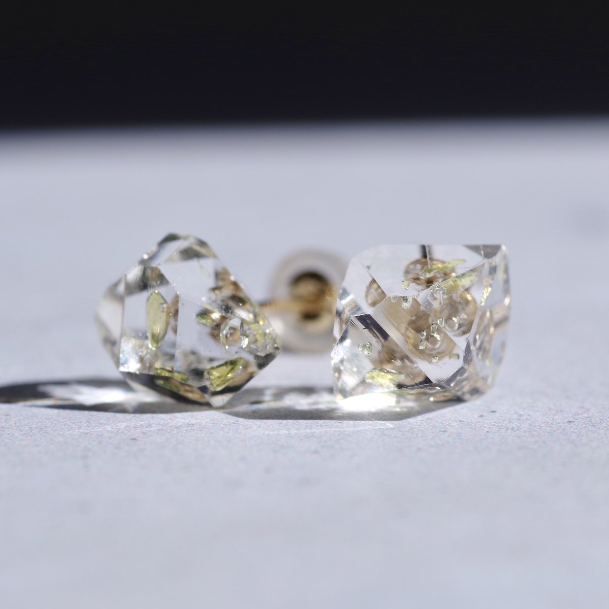 TrozoShop's tweet image. 4月 オイルインクォーツ K18ピアス
5月 エメラルド SVバングル
6月 ブルームーンストーン SVバングル

最高過ぎる😇🙌
#TROZO