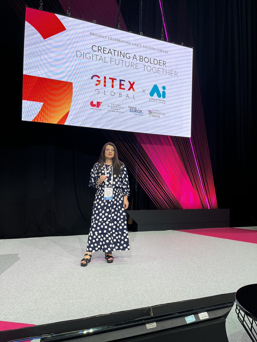 Mandy_Sanghera1's tweet photo. @AIEverything1 @Gitex @TeensInAI thank you for having me judge todays #GITEXGlobal Hackathon in #Dubai @elena_sinel
#aieverything #gitex2021 #gitextechnologyweek #dwtc #middleeast #gcc #innovation #aI love empowering the next generation #SendTheElevatorBackDown @drsanafarid https://t.co/x6pMz914IQ