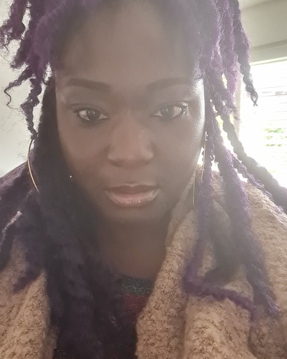 NaomiGray's tweet photo. Me, Myself &amp; I
#Simples 
🥰 https://t.co/hQV6pmzyvt
